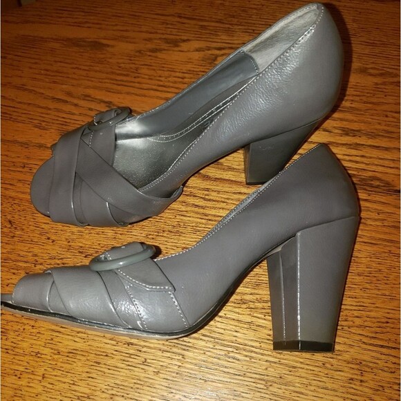 Rampage Womens Sz 8 Gray Peep Toe Chunky Retro Style Emmy 4″ Block Heel - Picture 1 of 4